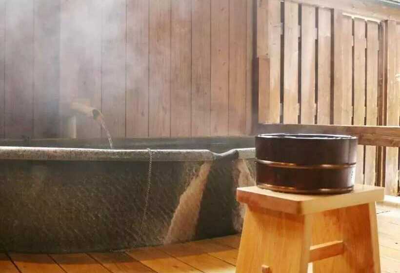 旅館 Hanagokoro Banki