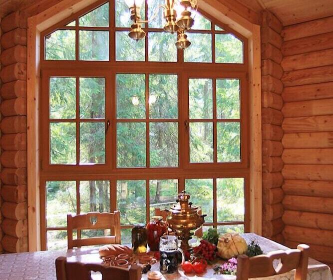 Shishki Na Lampushke   Russkaya Derevnya