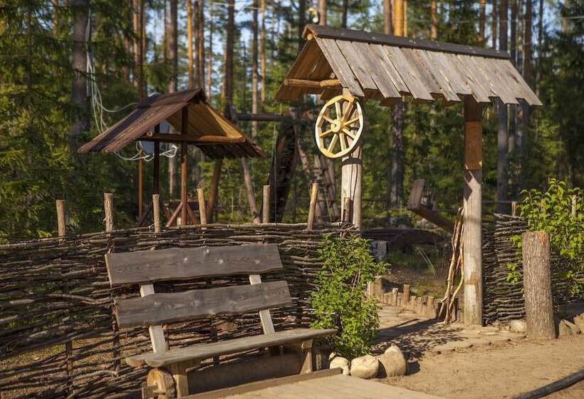 Shishki Na Lampushke   Russkaya Derevnya