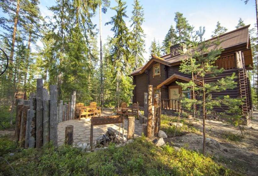 Shishki Na Lampushke   Russkaya Derevnya