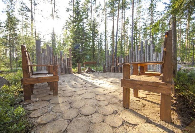 Shishki Na Lampushke   Russkaya Derevnya