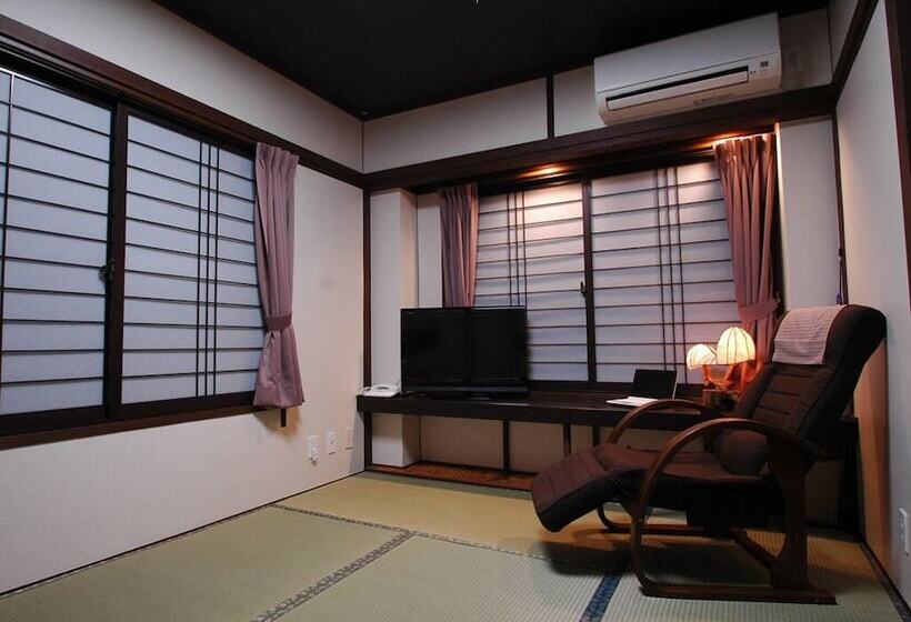 Shofuso Ryokan