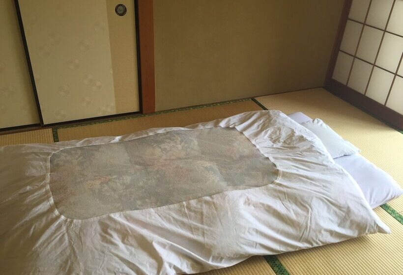 Yugawara Onsen Ryokan Greenso