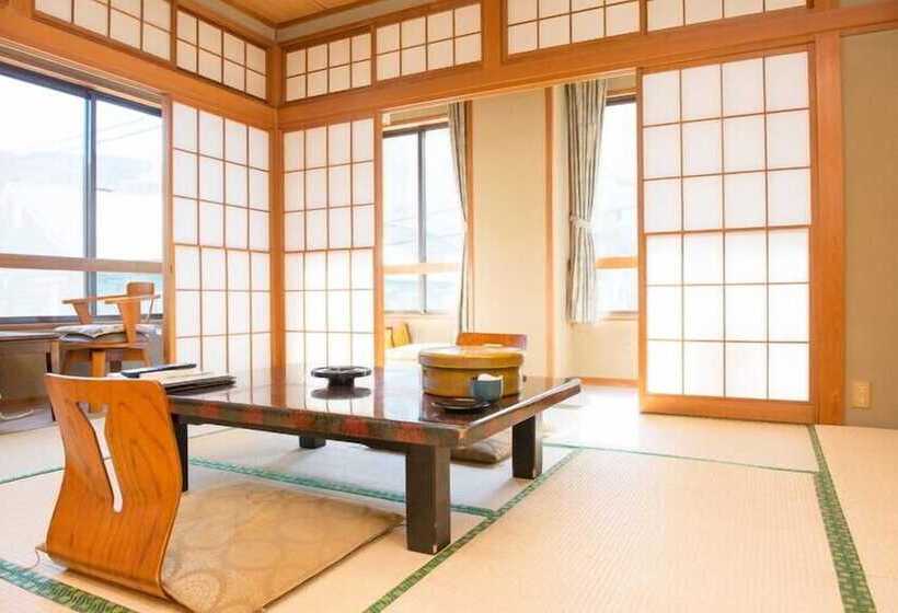 Yugawara Onsen Ryokan Greenso