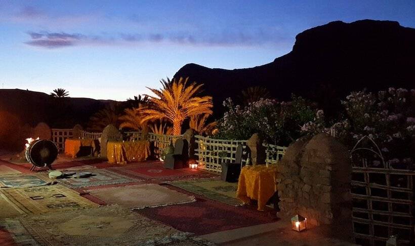 تختخواب و صبحانه Bivouac Des Aigles