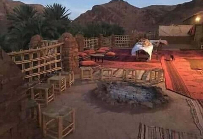 تختخواب و صبحانه Bivouac Des Aigles