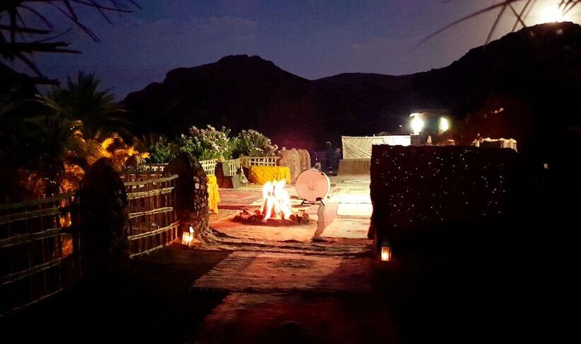 تختخواب و صبحانه Bivouac Des Aigles