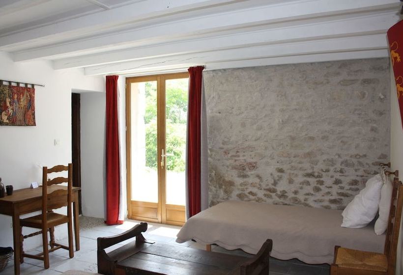 Bed and Breakfast L Auberge Médiévale Maison D Hôtes