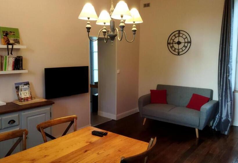 住宿加早餐  Lepireau Fr Gîtes Piscine Chauffée