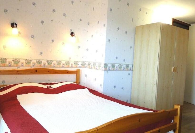 ベッドアンドブレックファースト Les Chemins Verts. Chambre D Hôtes