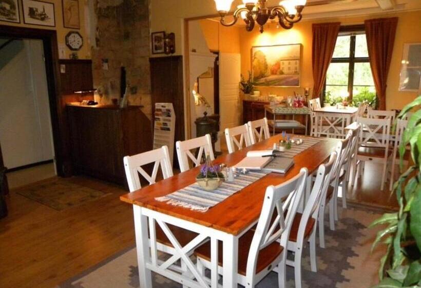 민박 Sköna Rum Fryksta