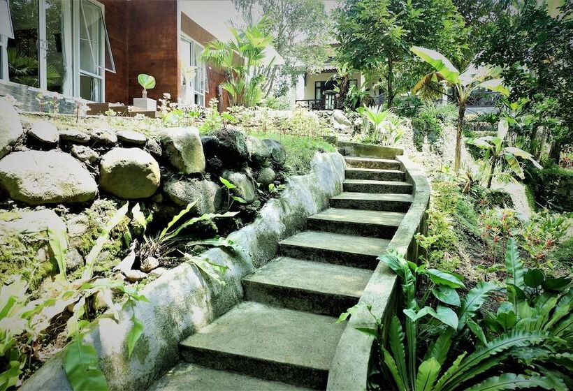 Bed and Breakfast Villa Kendi