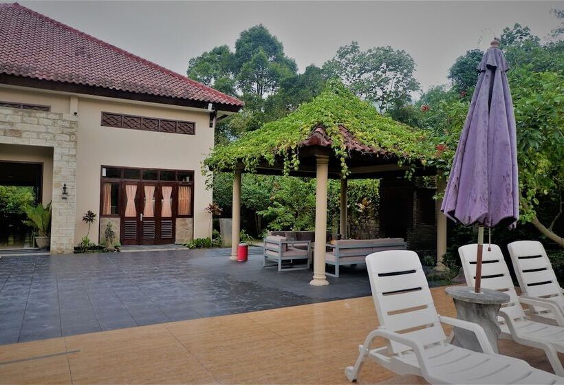 Bed and Breakfast Villa Kendi