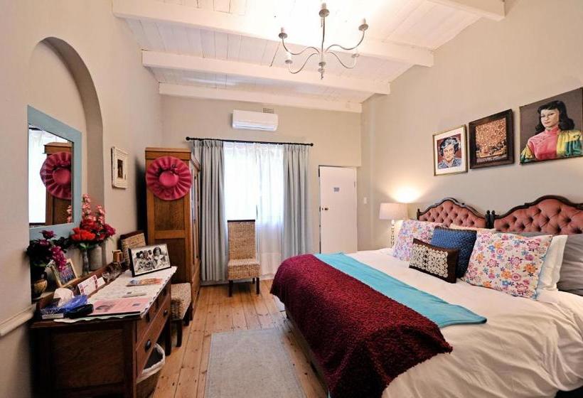 Daisy Darling Bed & Breakfast