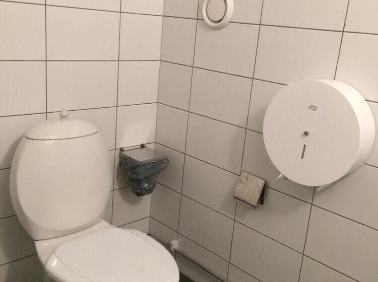 Eksjö Camping & Konferens   Hostel