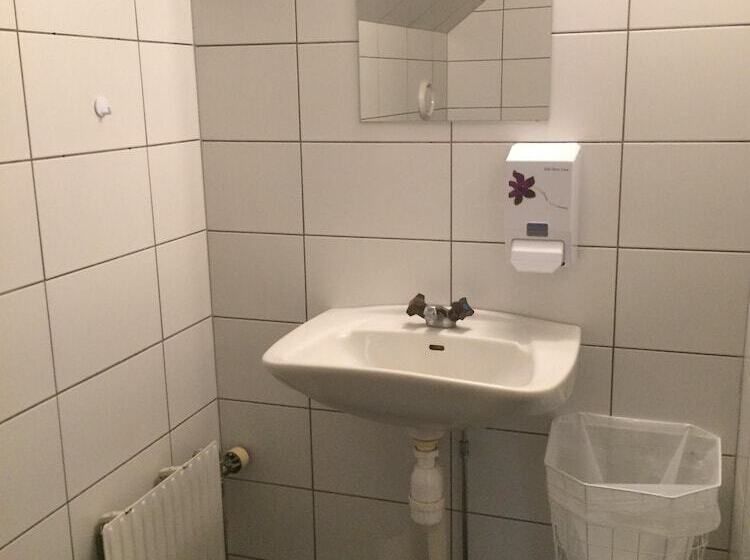 Eksjö Camping & Konferens   Hostel