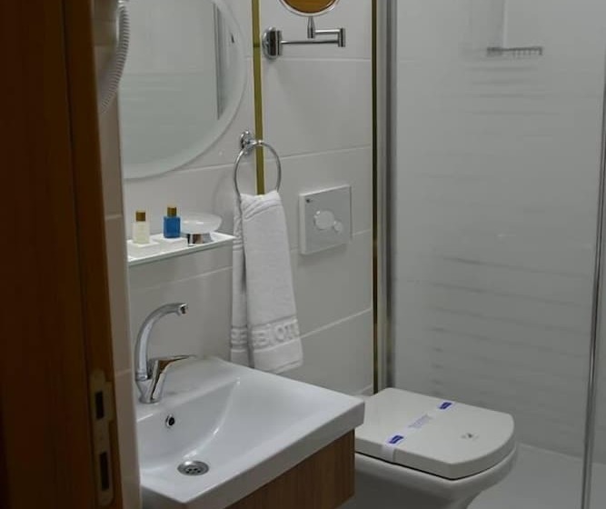 Hasan Celebi Otel