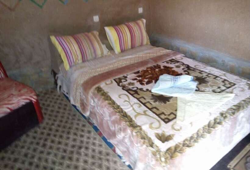 فندق فئة نجمة واحدة Auberge Amazigh