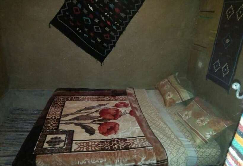 فندق فئة نجمة واحدة Auberge Amazigh