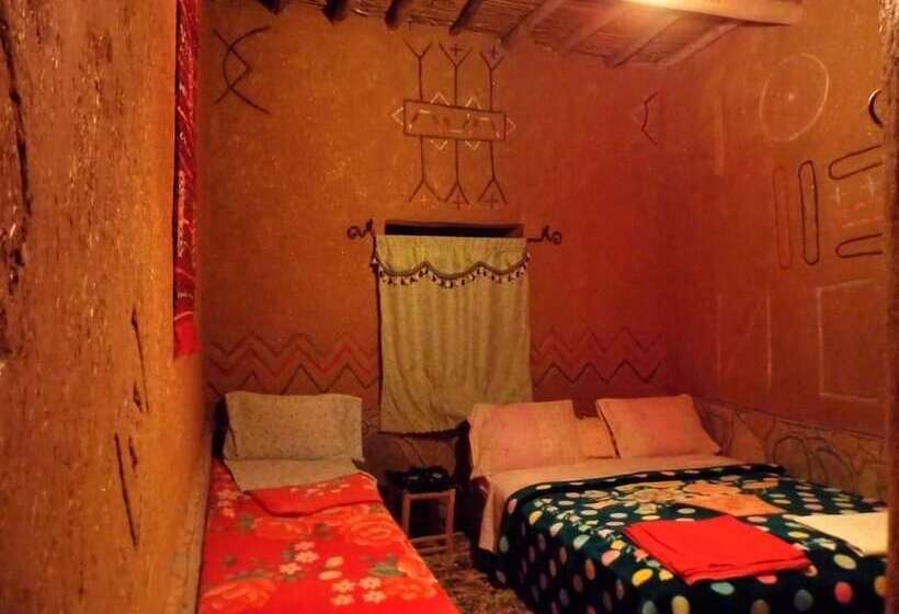 فندق فئة نجمة واحدة Auberge Amazigh