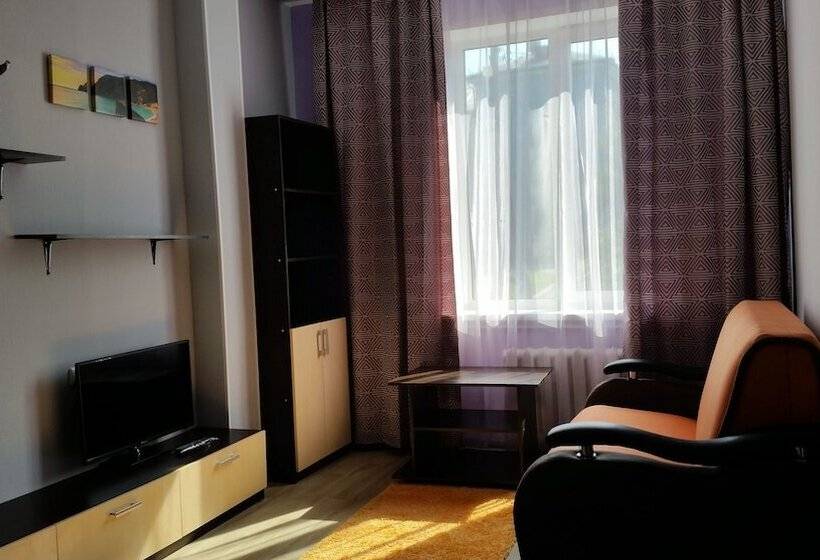 여관 Gostiniy Dom Zheleznogorskiy