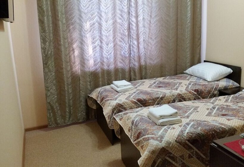 여관 Gostiniy Dom Zheleznogorskiy