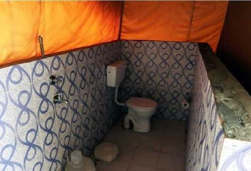 בית מלון כפרי Adb Rooms Adventure Guru