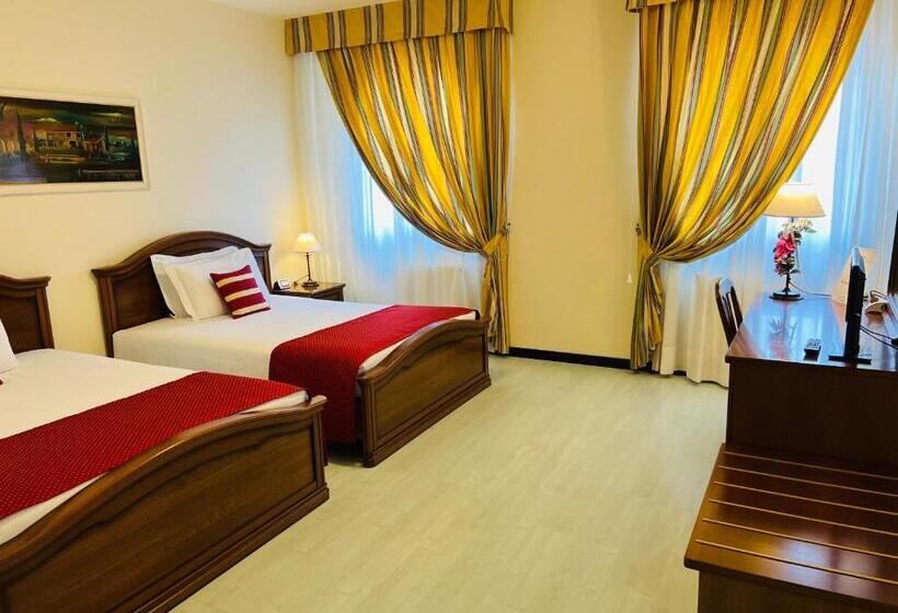 בית מלון כפרי Albergo Italia