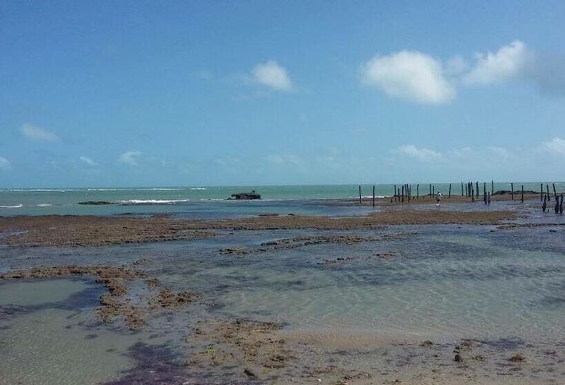 هتل Aloha Village