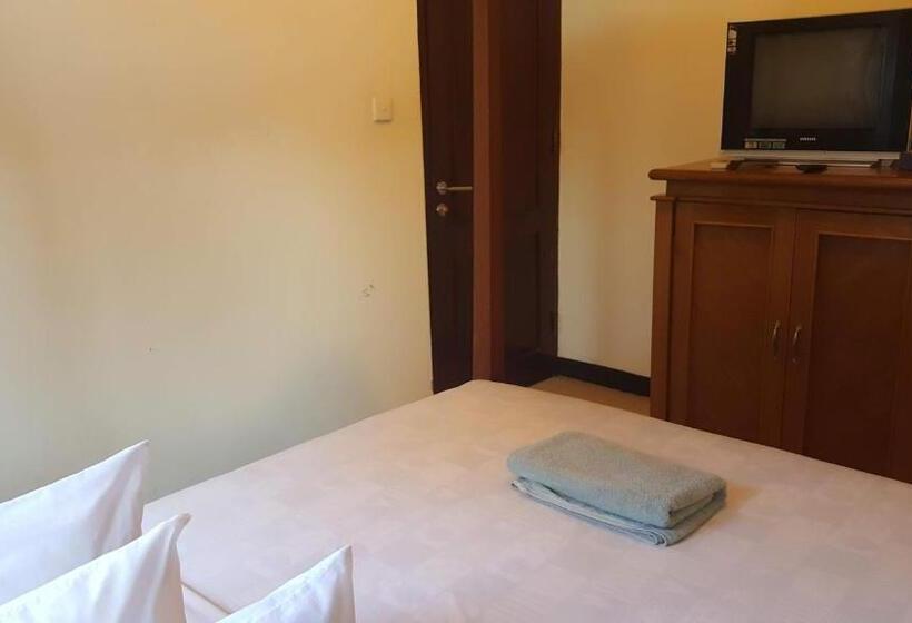 Aman Gati Hotel Lakey