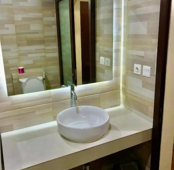 Aman Gati Hotel Lakey