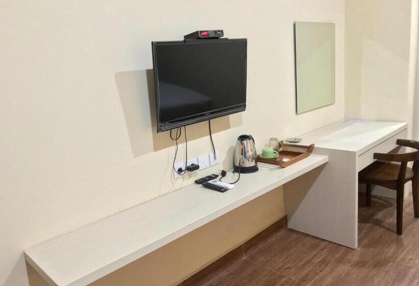 Aman Gati Hotel Lakey