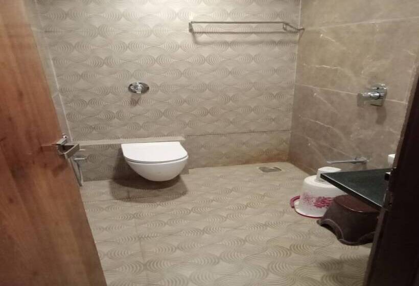 فندق Ambey Residency