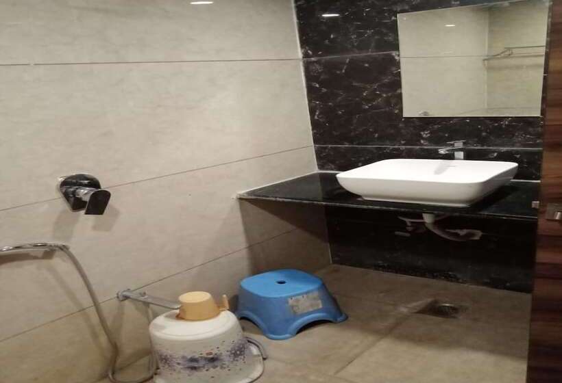 فندق Ambey Residency