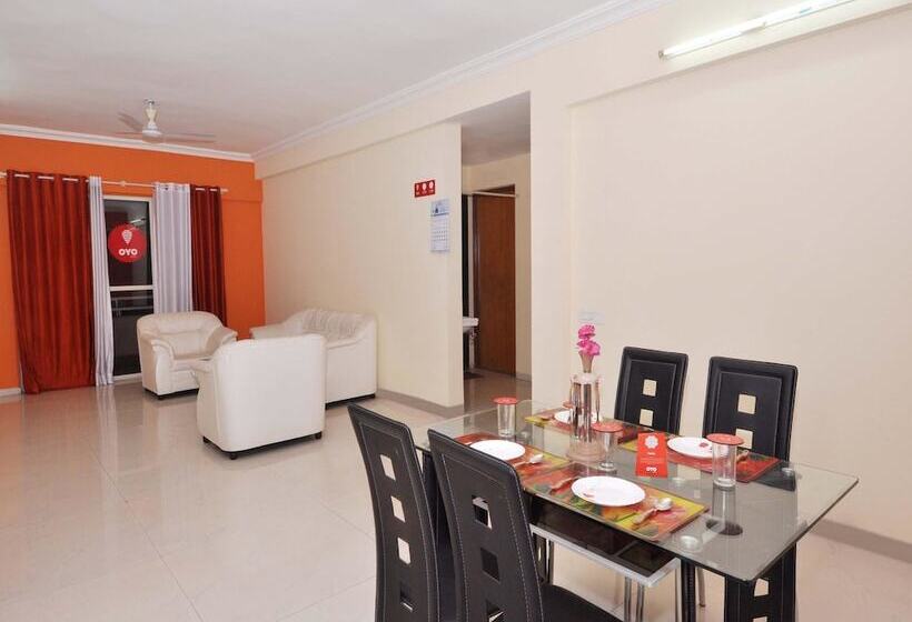 Отель Apartment Pentagon Group By Oyo Rooms