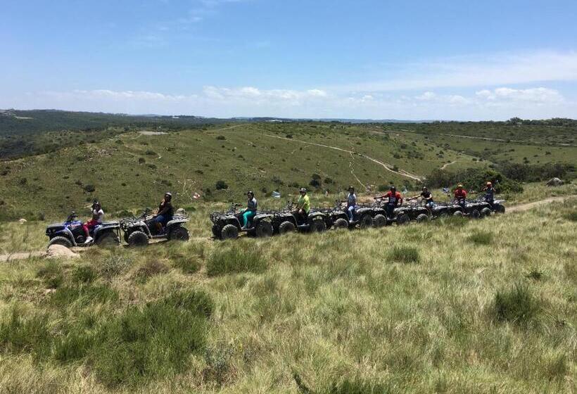 בית מלון כפרי Areena Riverside Resort