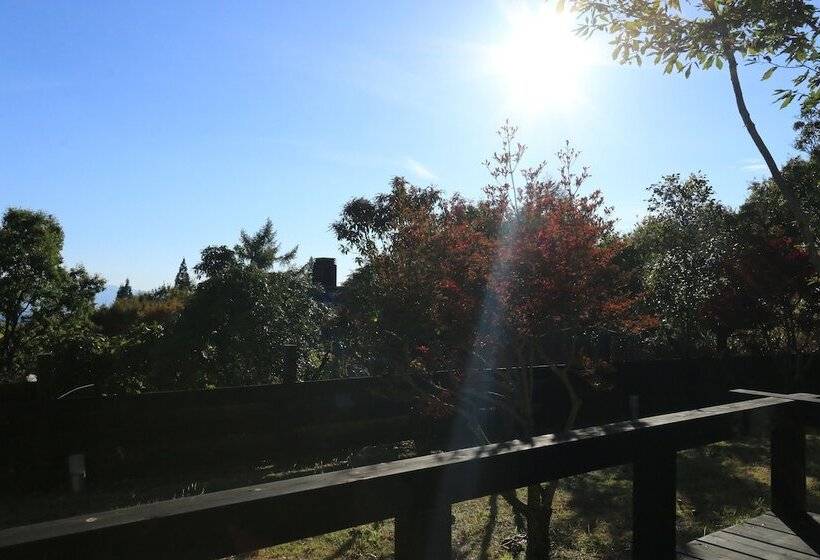 Отель Auberge A Ma Façon