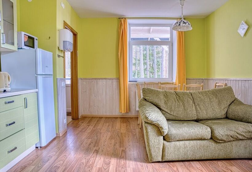 酒店 Aurora Club Spa Resort