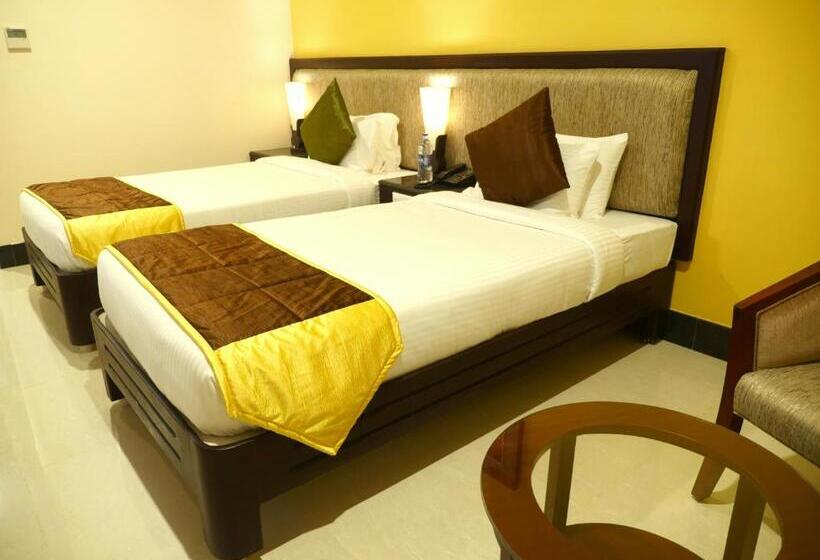 Hotel Avs Imperiaa   Karaikal