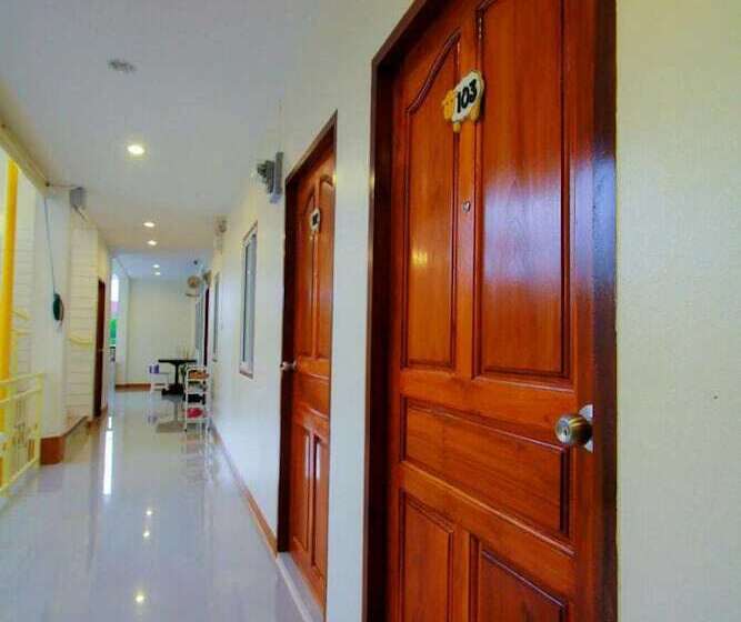 בית מלון כפרי Baan Thip