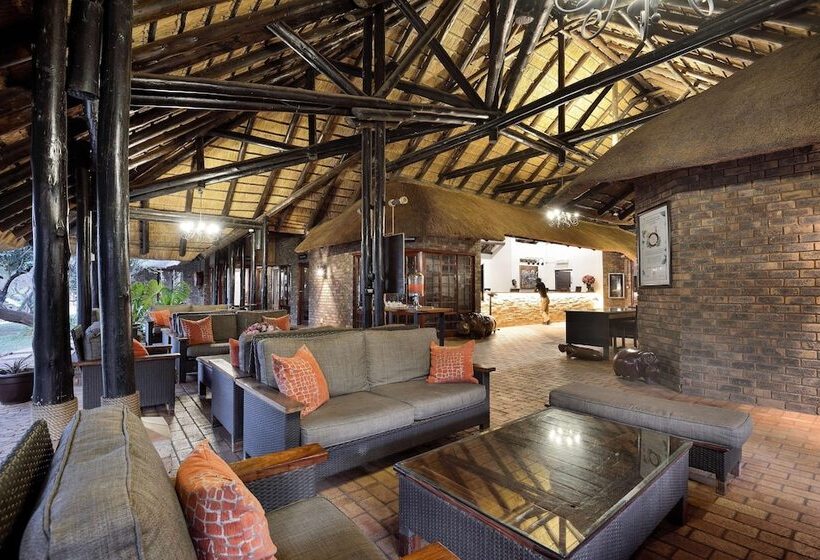 ホテル Bakubung Self Catering Chalets