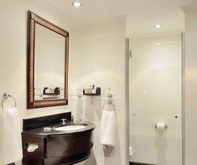 ホテル Bakubung Self Catering Chalets