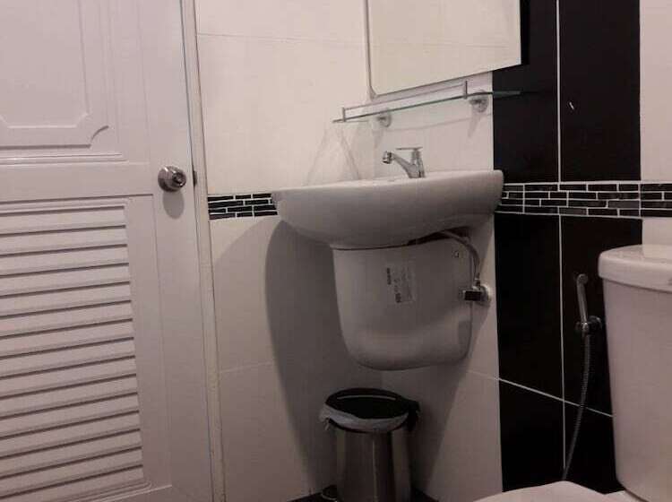 酒店 Ban Kiangnam Resort