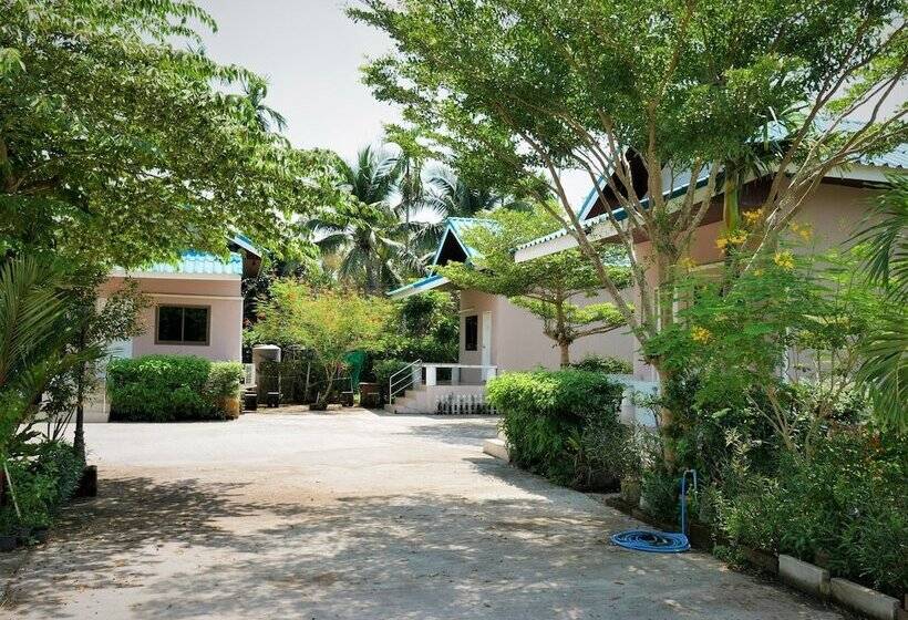 ホテル Banauyporn Resort