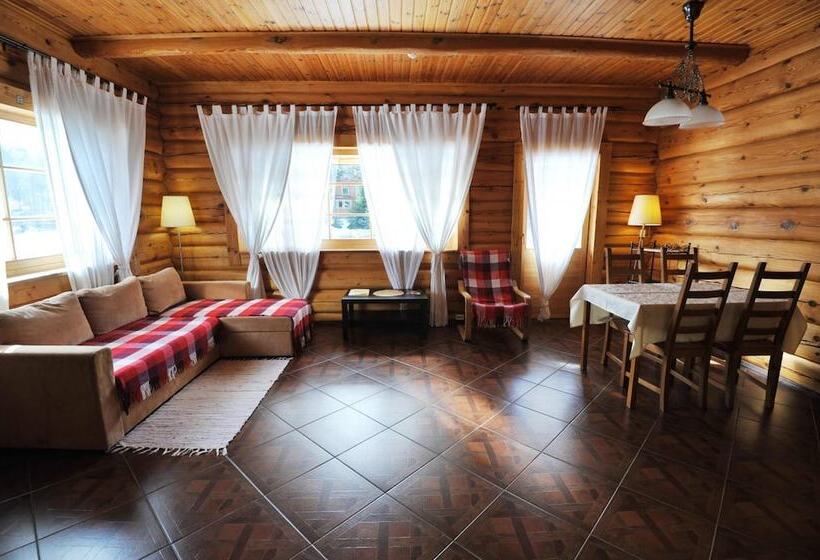 בית מלון כפרי Baza Otdykha Tapiola