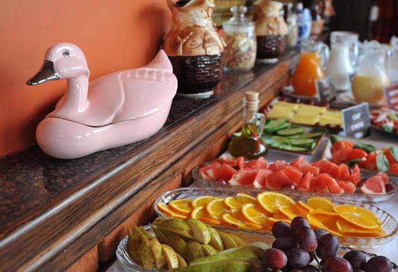 בית מלון כפרי Baza Otdykha Tapiola