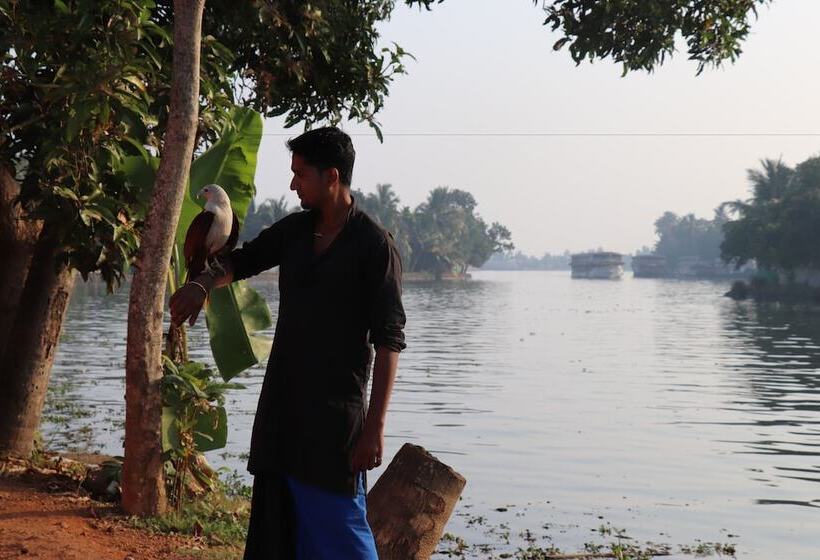 ホテル Beachparadise  Daycruise Houseboat