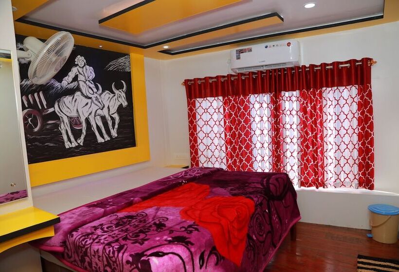 ホテル Beachparadise  Daycruise Houseboat