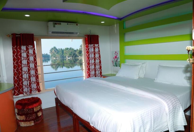 ホテル Beachparadise  Daycruise Houseboat