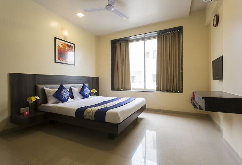 فندق Bhagyashree Executive By Oyo Rooms
